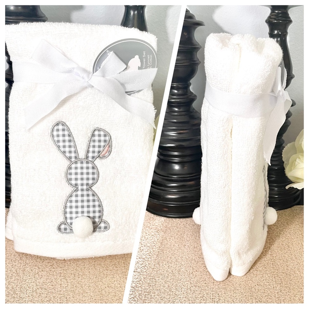 NWT SET OF 2 BUNNY TAIL Bathroom Hand Towels